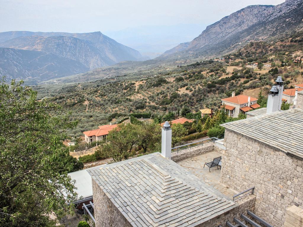Elafivolia Arachova Suites Ngoại thất bức ảnh