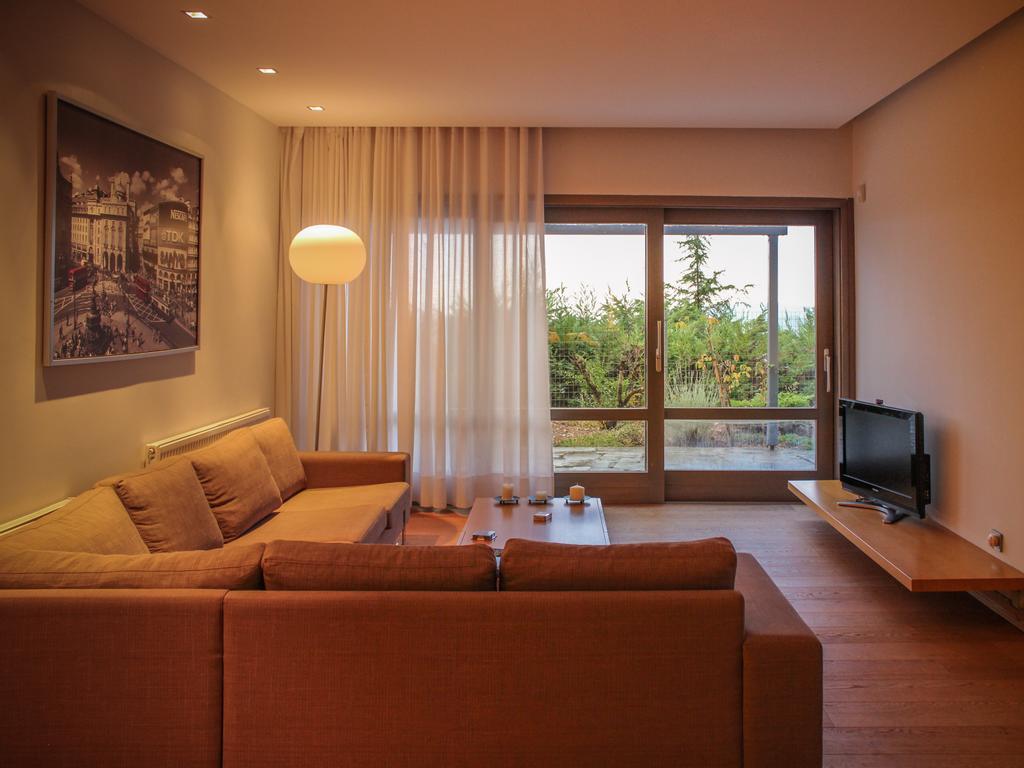 Elafivolia Arachova Suites Ngoại thất bức ảnh