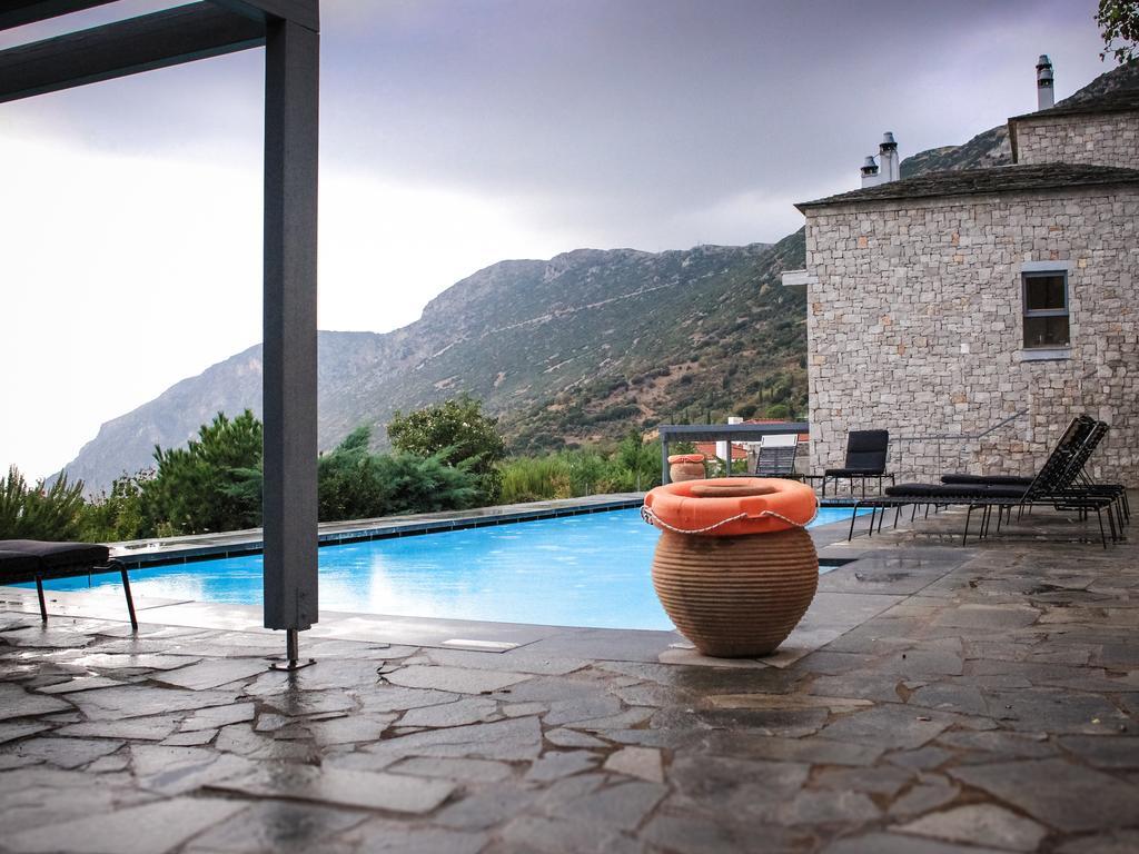 Elafivolia Arachova Suites Ngoại thất bức ảnh